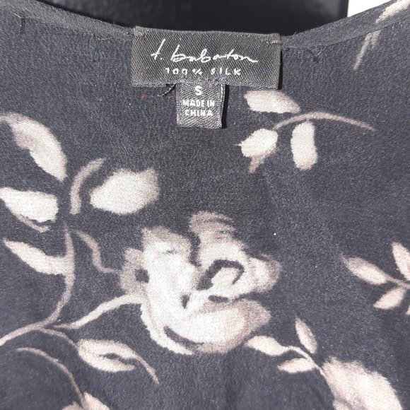 Aritzia Babaton 100% silk floral peplum blouse - Picture 4 of 6